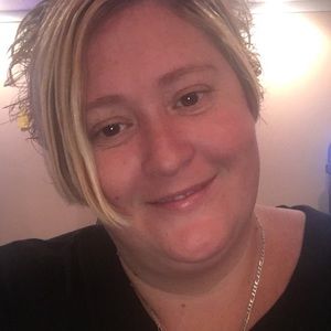 Meet your Posher, Deeanna